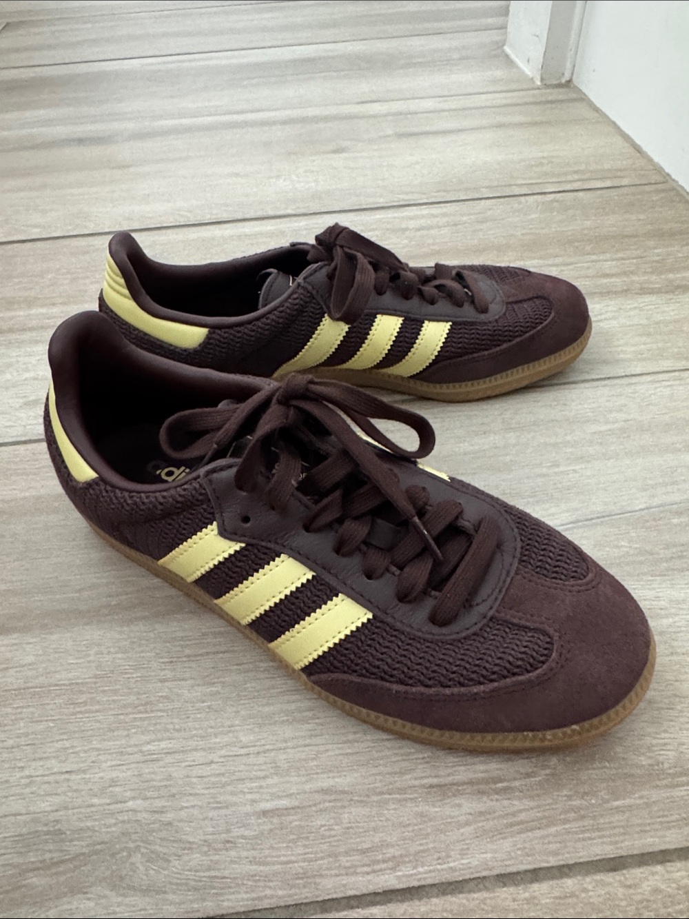 Adidas Samba Brown  Sneakers with yellow Stripes - Picture 3 of 6